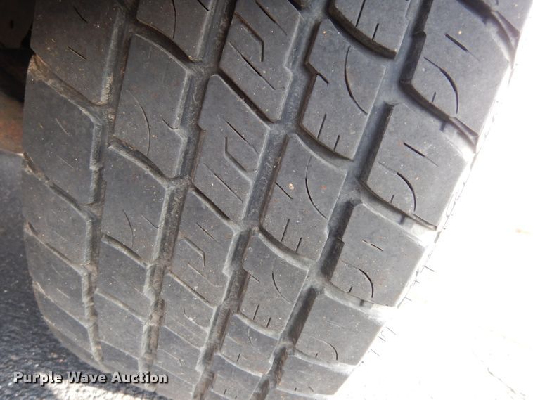 image for item DE4203 2013 Ford F150 XL SuperCab pickup truck