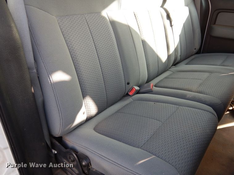 image for item DE4203 2013 Ford F150 XL SuperCab pickup truck