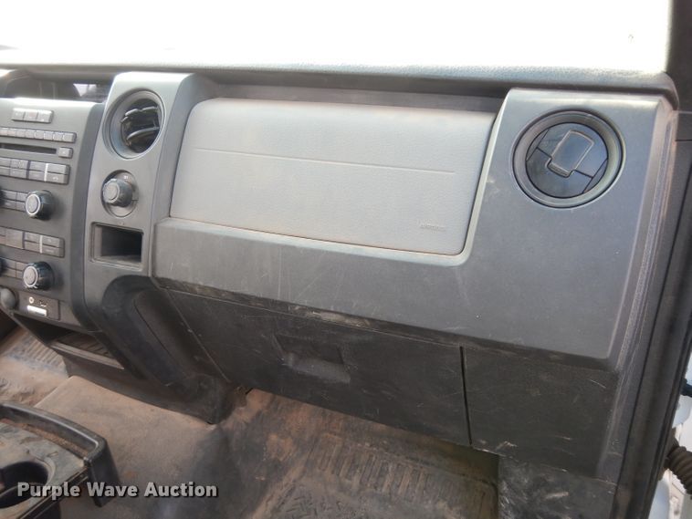 image for item DE4203 2013 Ford F150 XL SuperCab pickup truck