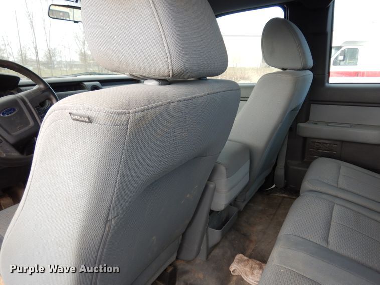 image for item DE4205 2013 Ford F150 XL SuperCab pickup truck