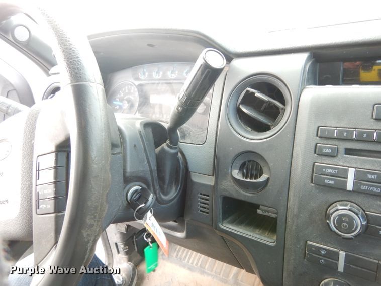 image for item DE4205 2013 Ford F150 XL SuperCab pickup truck