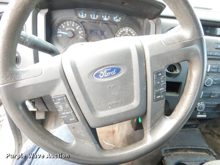 image for item DE4205 2013 Ford F150 XL SuperCab pickup truck