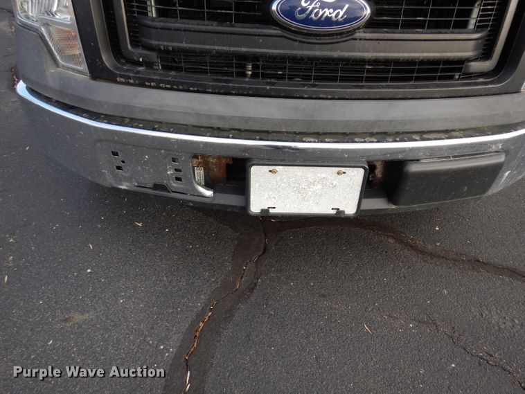 image for item DE4205 2013 Ford F150 XL SuperCab pickup truck