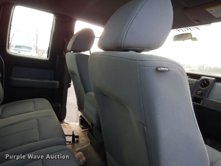 image for item DE4205 2013 Ford F150 XL SuperCab pickup truck