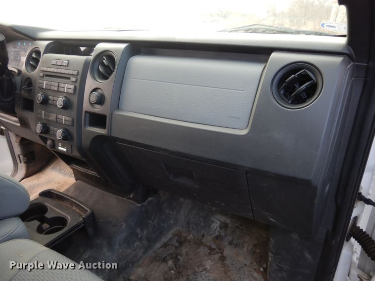 image for item DE4205 2013 Ford F150 XL SuperCab pickup truck