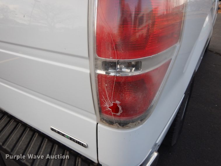 image for item DE4205 2013 Ford F150 XL SuperCab pickup truck