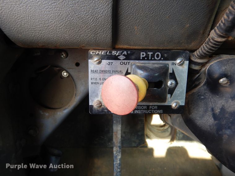 image for item DF6619 1996 Mack RD688S crane truck