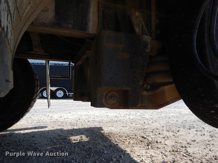 image for item DF6619 1996 Mack RD688S crane truck