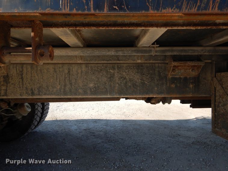 image for item DF6619 1996 Mack RD688S crane truck