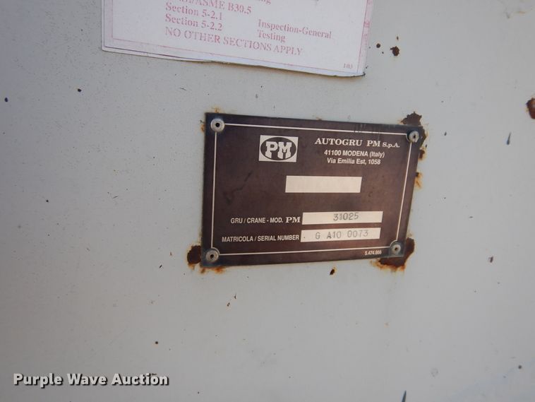 image for item DF6619 1996 Mack RD688S crane truck