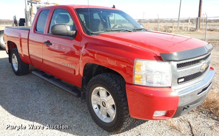 image for item DH4257 2009 Chevrolet Silverado 1500 Ext. Cab pickup truck