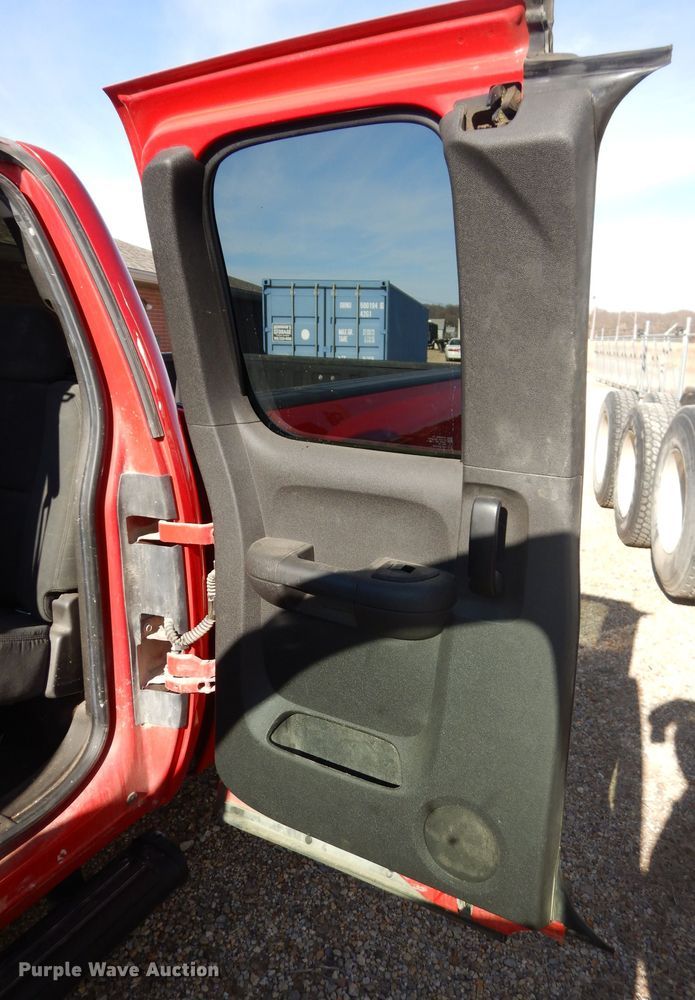 image for item DH4257 2009 Chevrolet Silverado 1500 Ext. Cab pickup truck