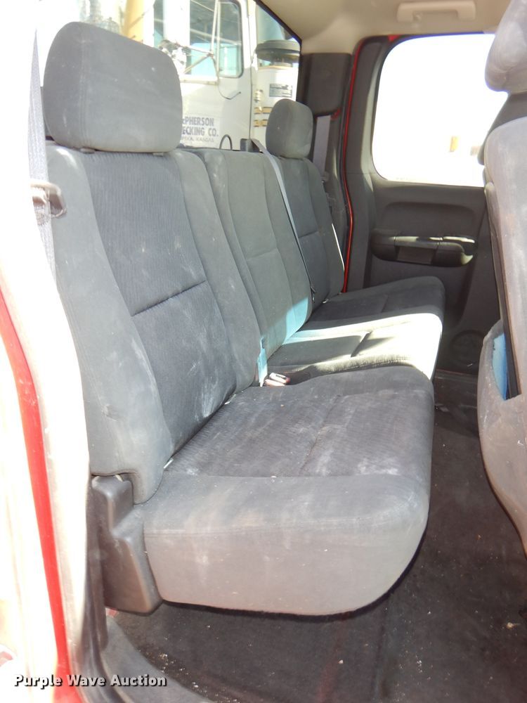 image for item DH4257 2009 Chevrolet Silverado 1500 Ext. Cab pickup truck