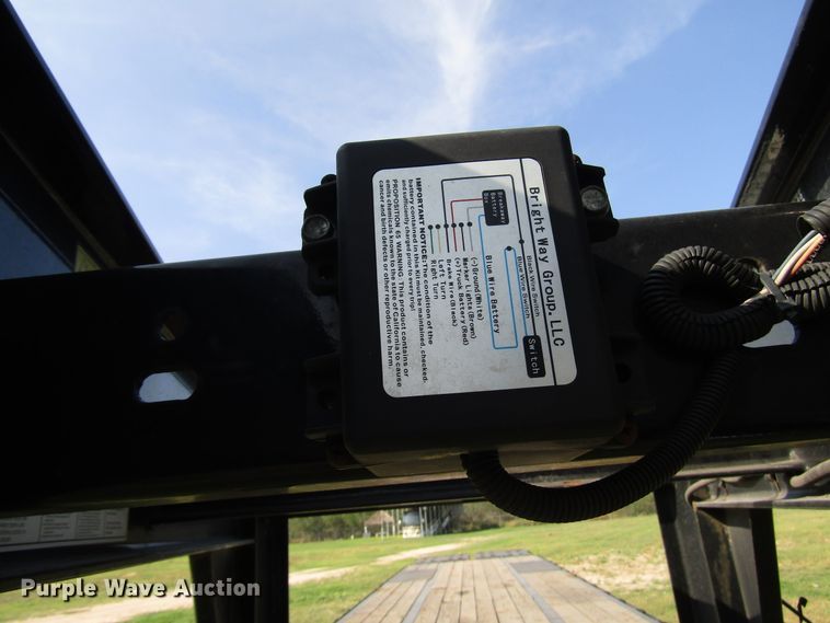 image for item DH8298 2019 Big Tex 25GN-35BK+5MR equipment trailer