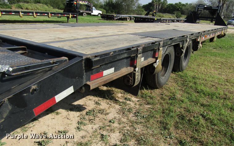 image for item DH8298 2019 Big Tex 25GN-35BK+5MR equipment trailer