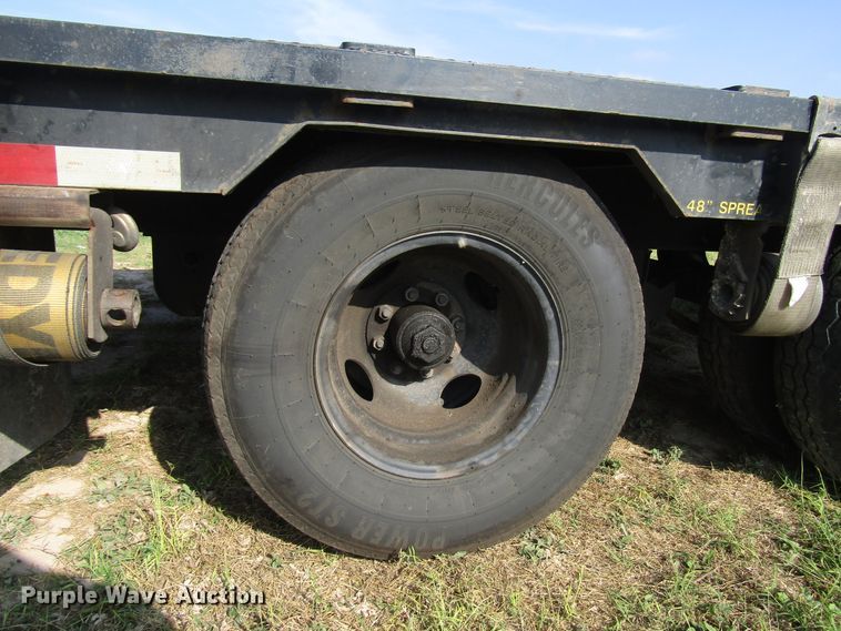 image for item DH8298 2019 Big Tex 25GN-35BK+5MR equipment trailer