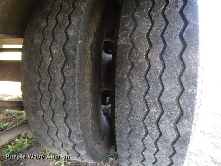 image for item DH8298 2019 Big Tex 25GN-35BK+5MR equipment trailer