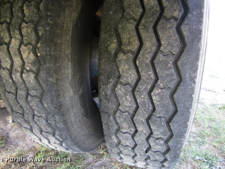 image for item DH8298 2019 Big Tex 25GN-35BK+5MR equipment trailer