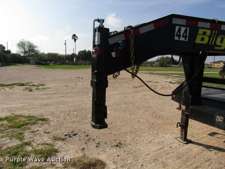 image for item DH8299 2019 Big Tex 25GN-35BK+5MR equipment trailer