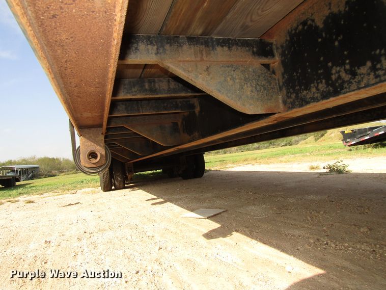 image for item DH8299 2019 Big Tex 25GN-35BK+5MR equipment trailer