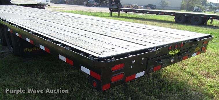 image for item DH8300 2019 Big Tex 25GN-40BK8SIR equipment trailer