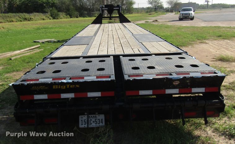 image for item DH8301 2019 Big Tex 25GN-35BK+5MR equipment trailer