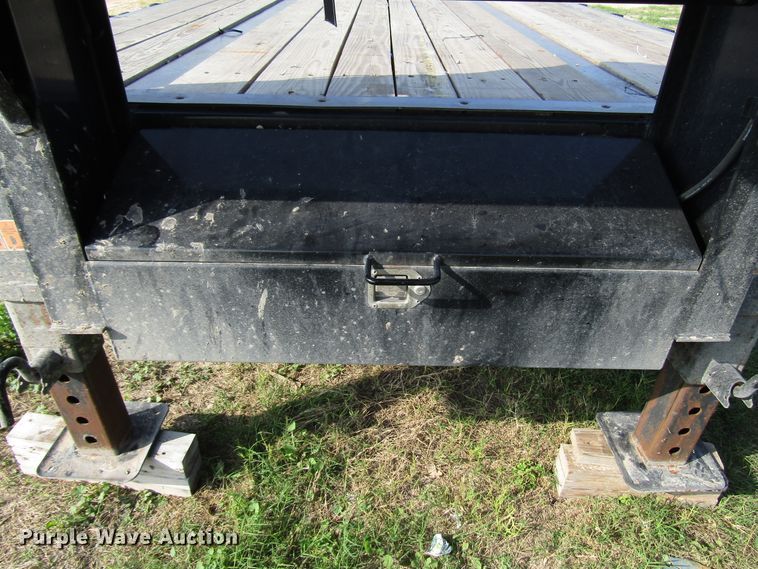 image for item DH8301 2019 Big Tex 25GN-35BK+5MR equipment trailer