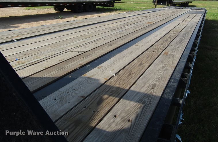 image for item DH8301 2019 Big Tex 25GN-35BK+5MR equipment trailer