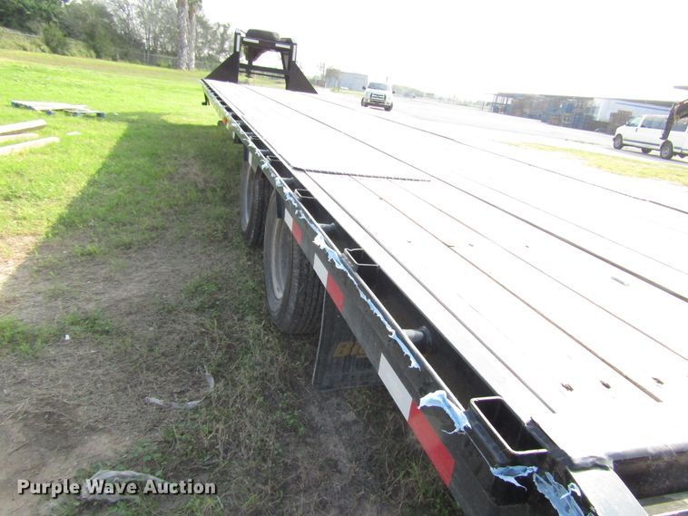 image for item DH8301 2019 Big Tex 25GN-35BK+5MR equipment trailer