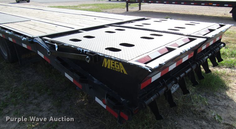 image for item DH8301 2019 Big Tex 25GN-35BK+5MR equipment trailer