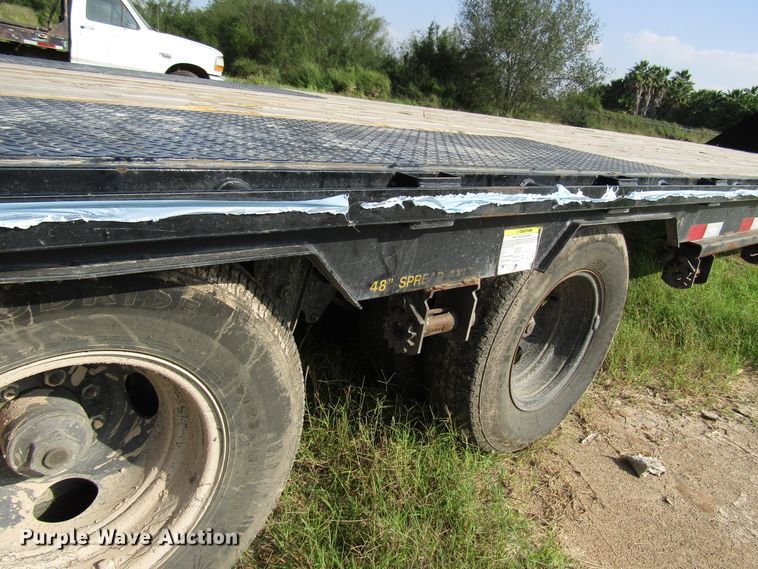 image for item DH8301 2019 Big Tex 25GN-35BK+5MR equipment trailer