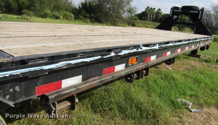 image for item DH8301 2019 Big Tex 25GN-35BK+5MR equipment trailer