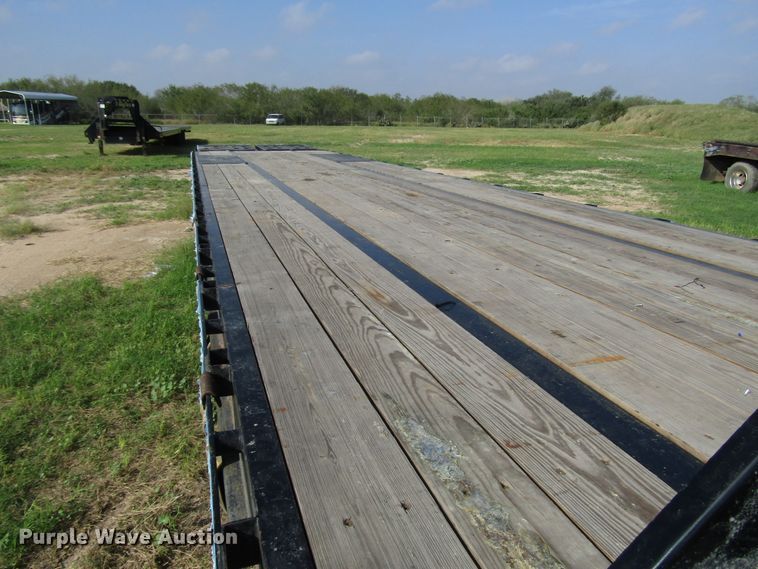 image for item DH8301 2019 Big Tex 25GN-35BK+5MR equipment trailer