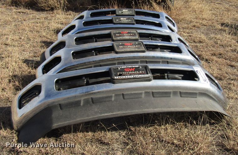 image for item DH8309 (5) Ford Super Duty pickup truck bumpers