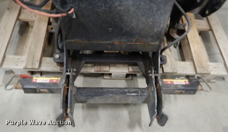 image for item DI9164 Boss STB03168 snow plow