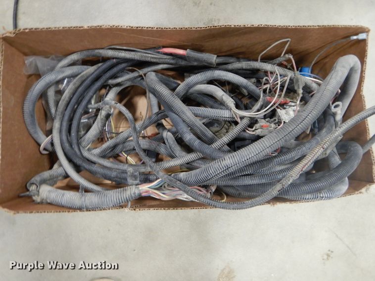 image for item DI9164 Boss STB03168 snow plow