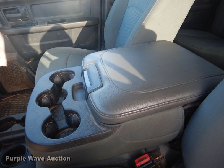 image for item FG9874 2014 Dodge Ram 5500 Crew Cab utility truck