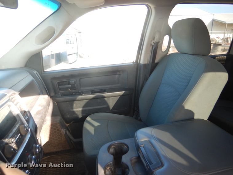 image for item FG9874 2014 Dodge Ram 5500 Crew Cab utility truck