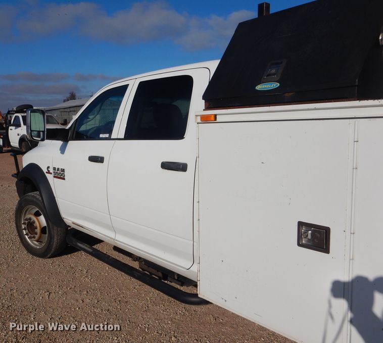 image for item FG9874 2014 Dodge Ram 5500 Crew Cab utility truck