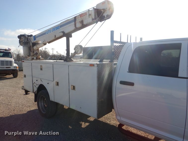 image for item FG9874 2014 Dodge Ram 5500 Crew Cab utility truck