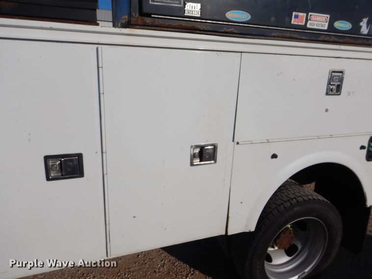 image for item FG9874 2014 Dodge Ram 5500 Crew Cab utility truck