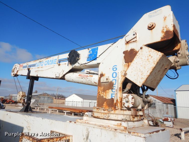 image for item FG9874 2014 Dodge Ram 5500 Crew Cab utility truck