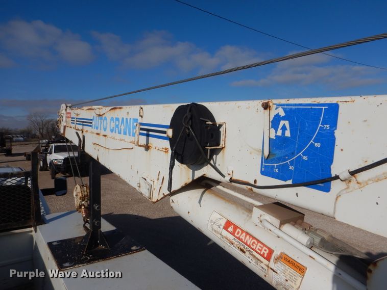 image for item FG9874 2014 Dodge Ram 5500 Crew Cab utility truck