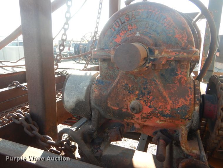 image for item FG9875 1991 International 7100 flatbed truck