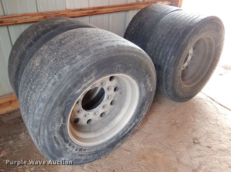 image for item FG9884 (4) Michelin XDN2 445/50R22.5 super single tires and wheels