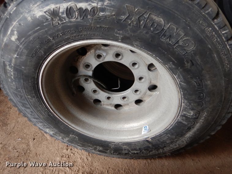 image for item FG9885 (4) Michelin XDN2 445/50R22.5 super single tires and wheels