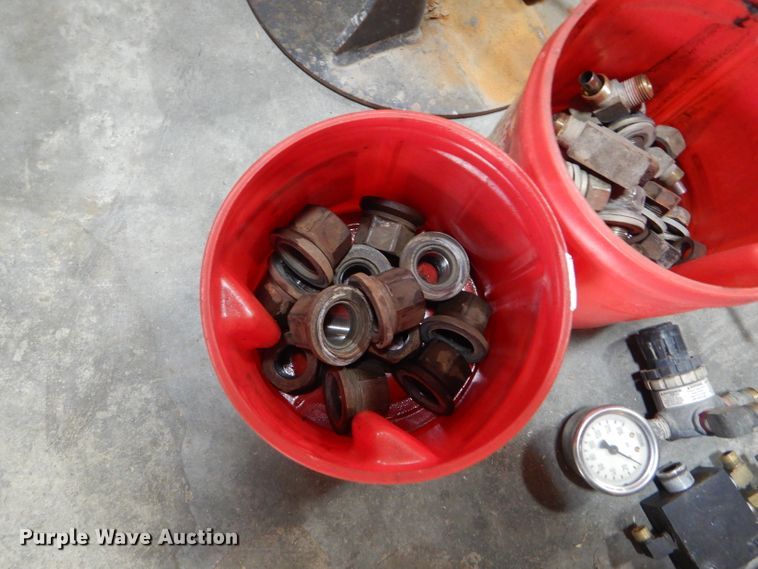 image for item FG9911 Watson Chalin AL220110SSR-10 lift axle