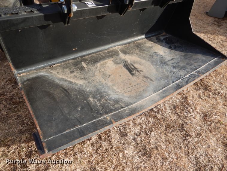 image for item FG9914 Tomahawk 66 skid steer grapple bucket