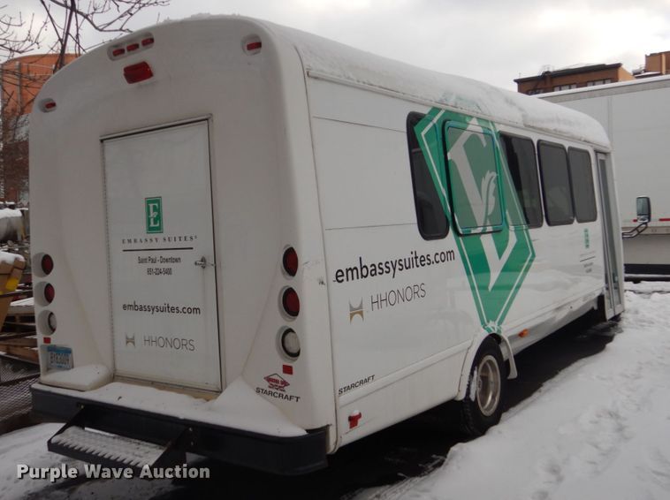 image for item FU9056 2014 Ford Econoline E450 shuttle bus