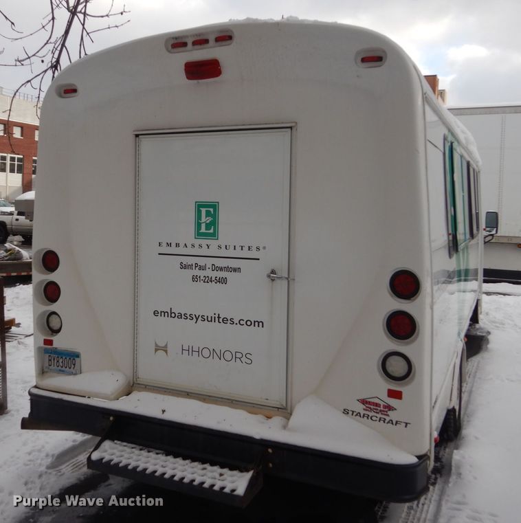 image for item FU9056 2014 Ford Econoline E450 shuttle bus